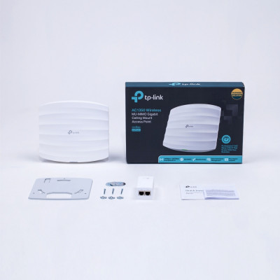 TP-LINK EAP225 wireless router Gigabit Ethernet Dual-band (2.4 GHz   5 GHz) 4G White