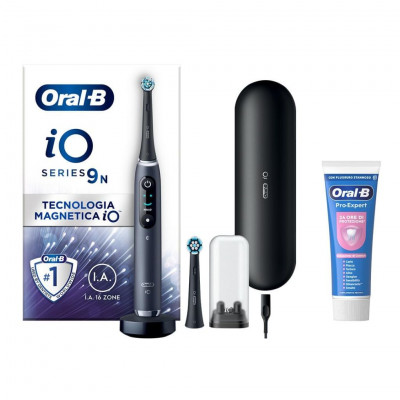 Oral-B Rechargeable Electric Toothbrush iO 6N White, 1 Electric Toothbrush, 2 Replacement Heads, Travel Case with Charger