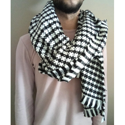 Soft black and white men's winter scarf MADE IN ITALY super comfortable.